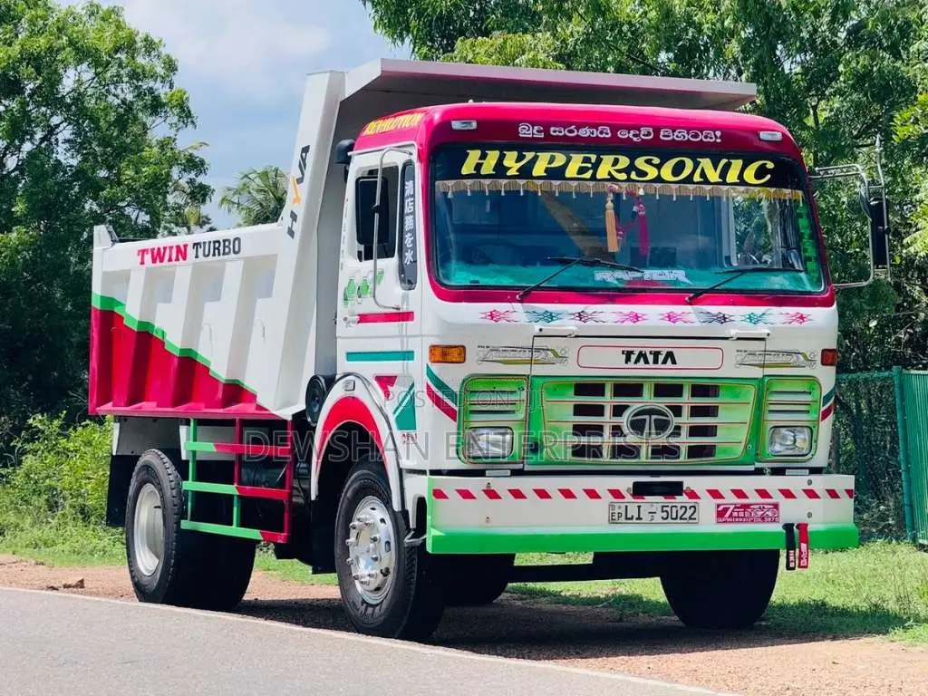 Tata Tipper 2011 Lorry (Used)