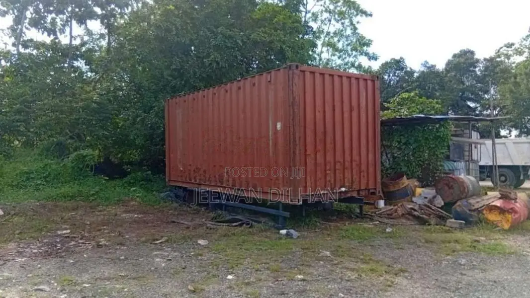 Ashok-Leyland Tusker Super 1613 2004 Lorry (Used)
