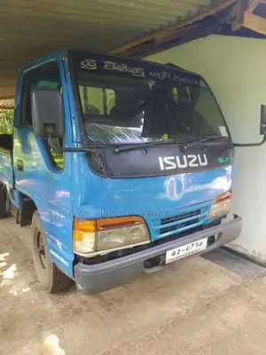 Isuzu Single Wheel 1984 Lorry (Used)