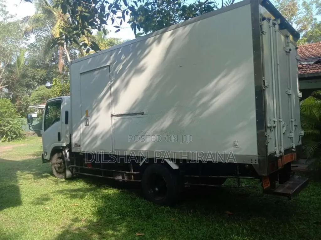 Isuzu Isuzu 2002 Lorry (Used)