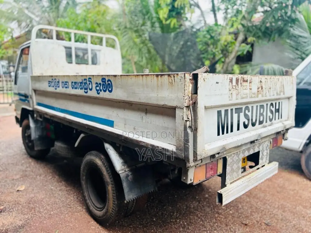 Mitsubishi Canter 1983 Lorry (Used)