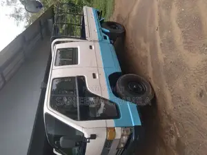 Isuzu Isuzu 1983 Crew Cab (Used)