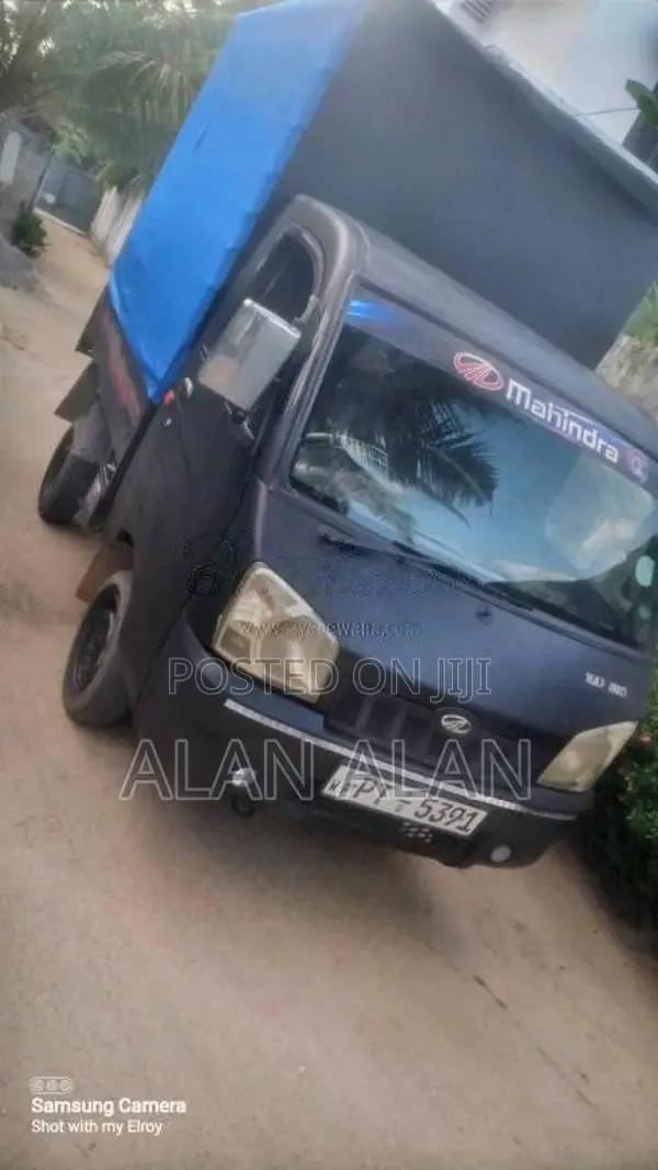 Mahindra Maxximo 2012 Lorry (Used)