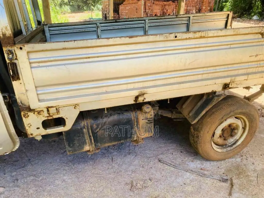 Micro Loader 2017 Lorry (Used)