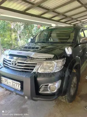 Toyota Hilux 2015 Pickup (Used)