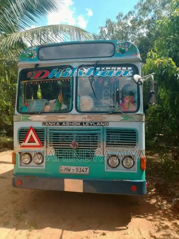 Ashok-Leyland Viking 2004 Bus (Used)