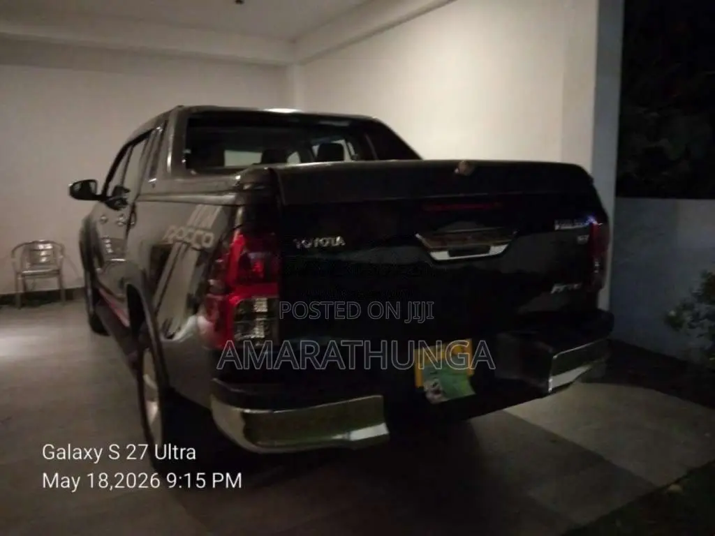 Toyota Hilux 2017 Pickup (Used)