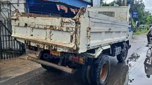 Mitsubishi Tipper 1992 Lorry (Used)