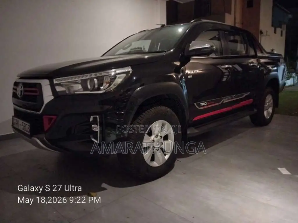 Toyota Hilux 2017 Pickup (Used)