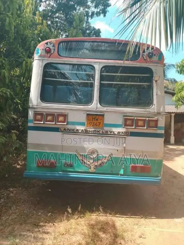 Ashok-Leyland Viking 2004 Bus (Used)