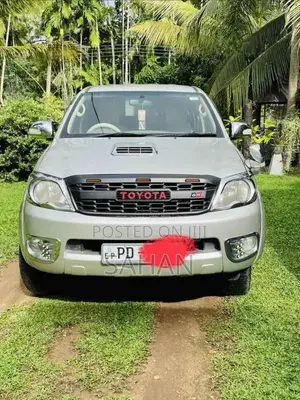 Toyota Hilux 2007 Pickup (Used)