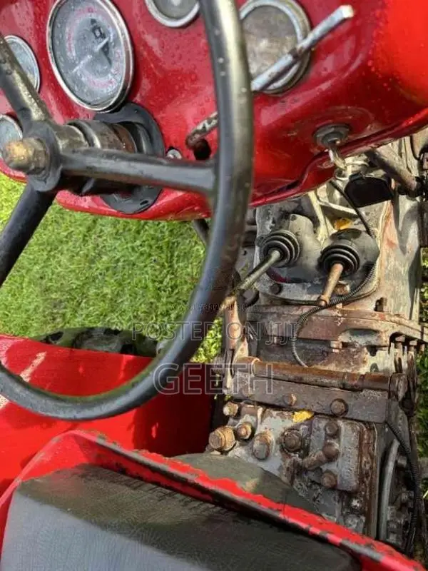 Massey-Ferguson 135 1980 Tractor (Used)