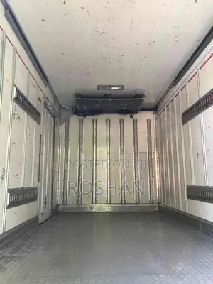 Isuzu ELF 2009 Lorry (Used)