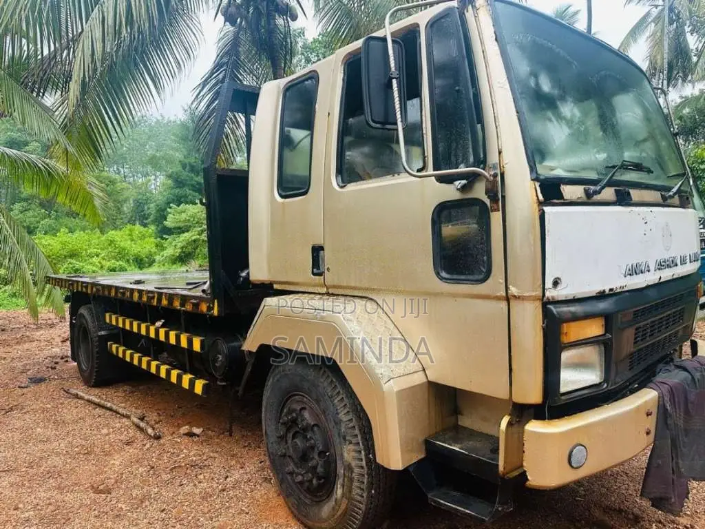 Ashok-Leyland 1613 2012 Lorry (Used)