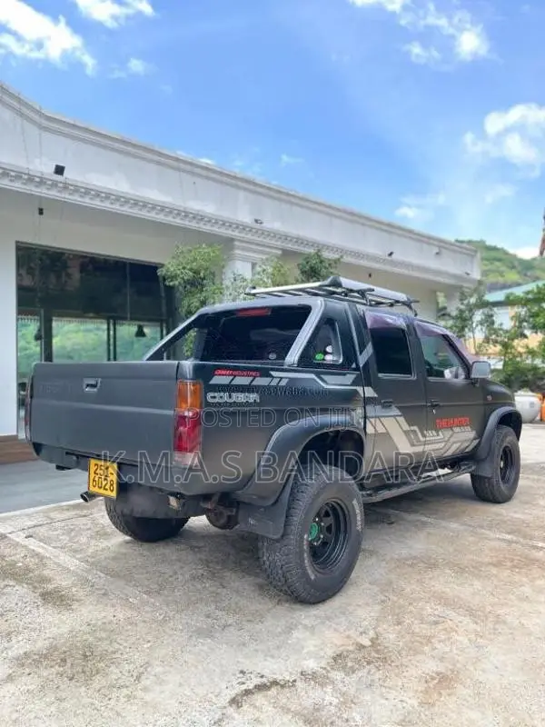 Nissan Double Cab 1998 Pickup (Used)