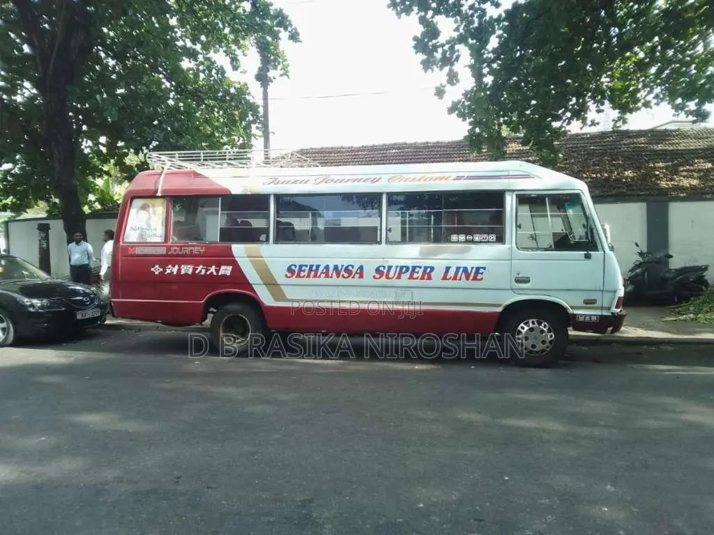 Isuzu Journey Q 1991 Bus (Used)