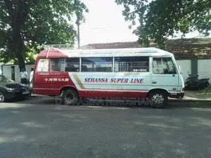 Isuzu Journey Q 1991 Bus (Used)