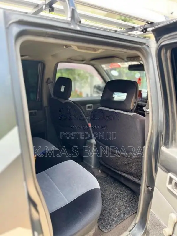 Nissan Double Cab 1998 Pickup (Used)