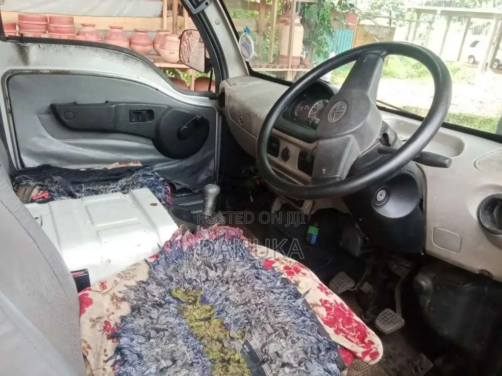 Tata Dimo Batta 2014 Lorry (Used)