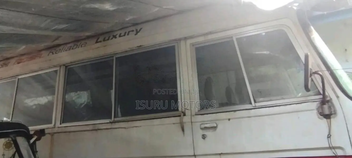 Mitsubishi Rosa 1985 Bus (Used)