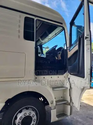 DAF TGX Heavy-Duty (Used)