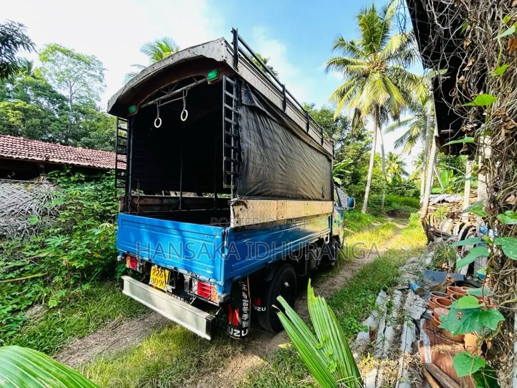 Isuzu ELF 250 1992 Lorry (Used)