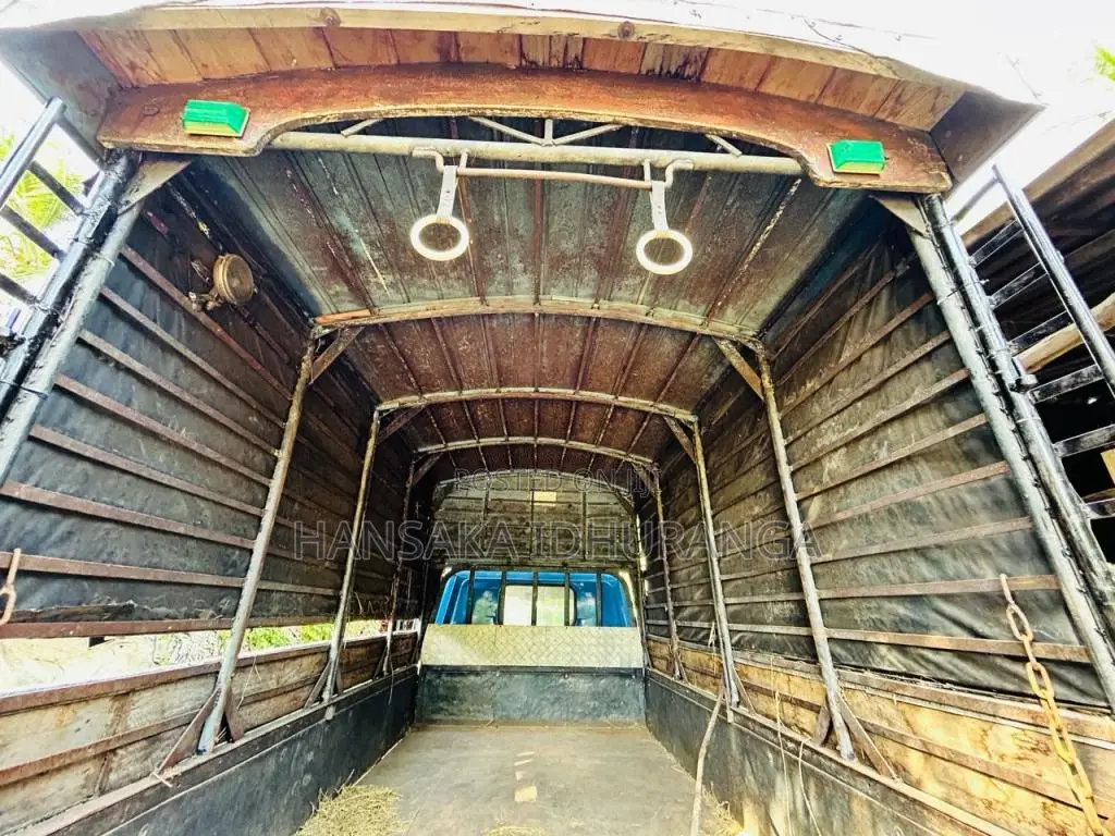 Isuzu ELF 250 1992 Lorry (Used)
