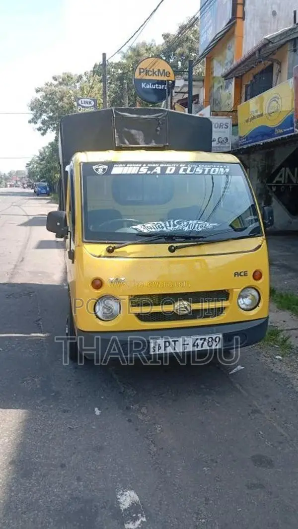 Tata Dimo Batta 2012 Lorry (Used)