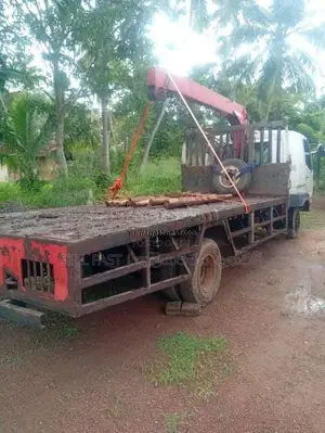 Mitsubishi Fuso 1989 Lorry (Used)