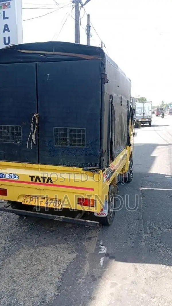 Tata Dimo Batta 2012 Lorry (Used)
