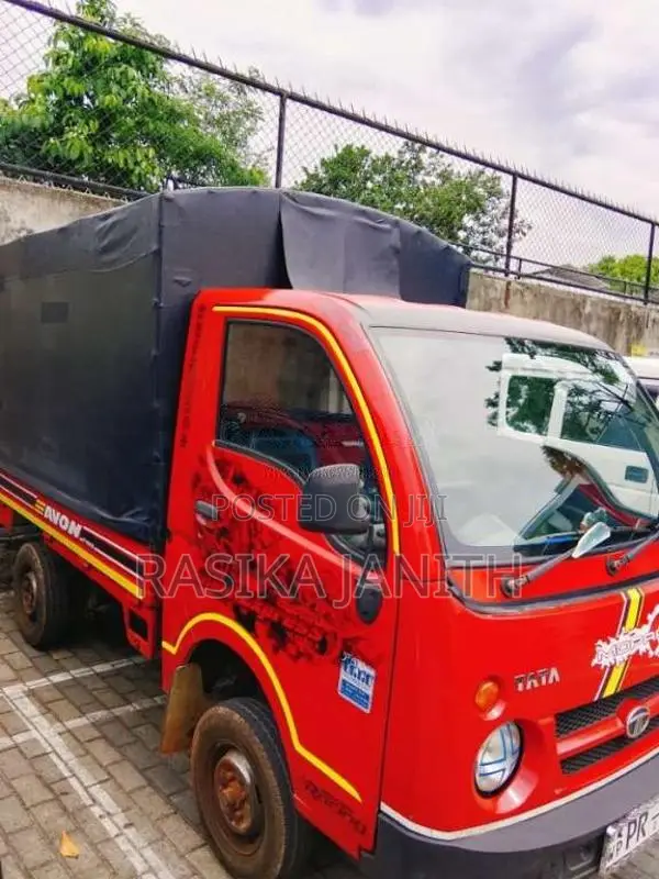 Tata Dimo Batta 2011 Lorry (Used)