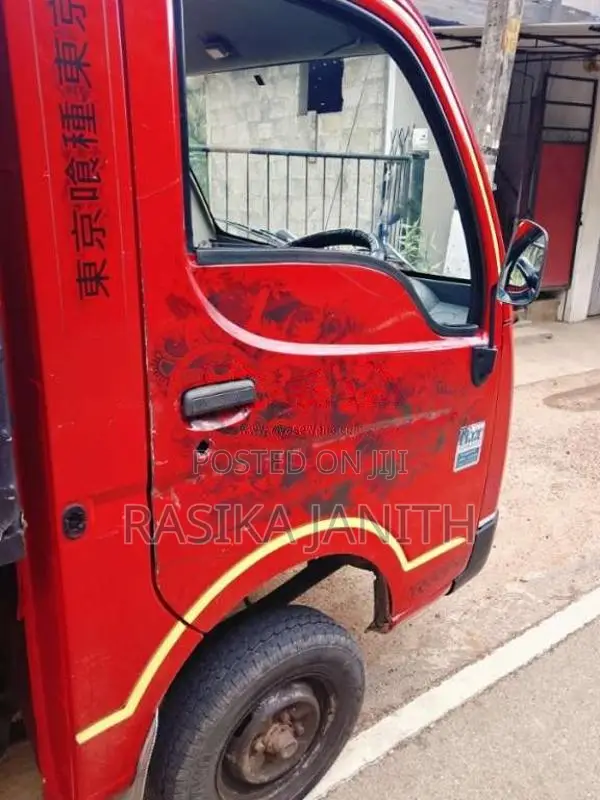 Tata Dimo Batta 2011 Lorry (Used)