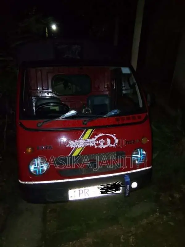 Tata Dimo Batta 2011 Lorry (Used)