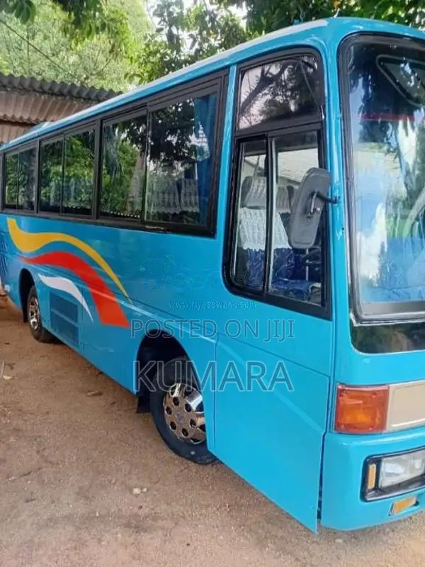 Mitsubishi Fuso 1989 Bus (Used)