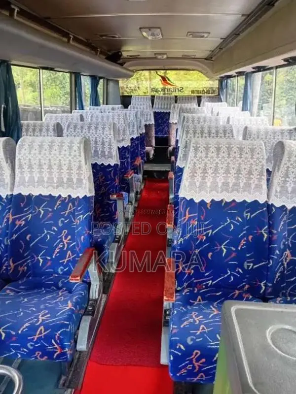 Mitsubishi Fuso 1989 Bus (Used)