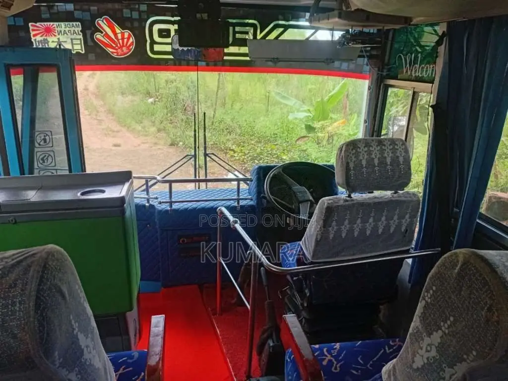 Mitsubishi Fuso 1989 Bus (Used)