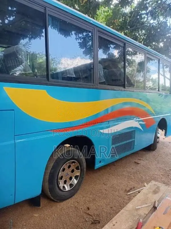 Mitsubishi Fuso 1989 Bus (Used)