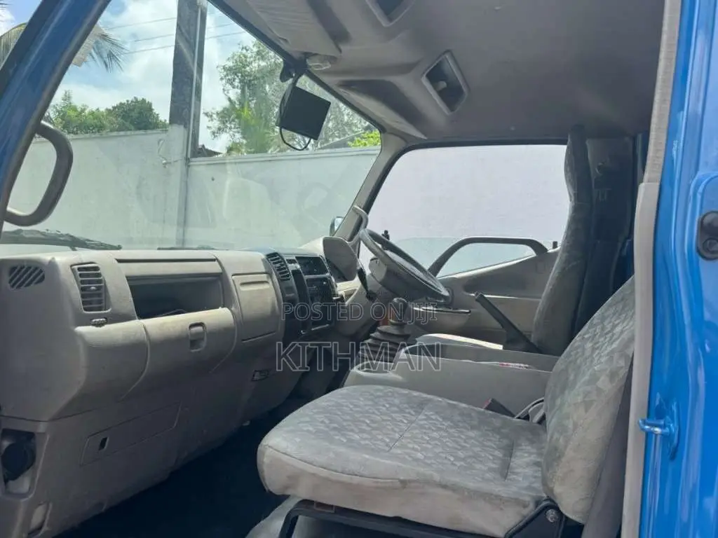 Toyota Dyna 1992 Lorry (Used)