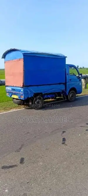 Tata Dimo Batta 2014 Lorry (Used)