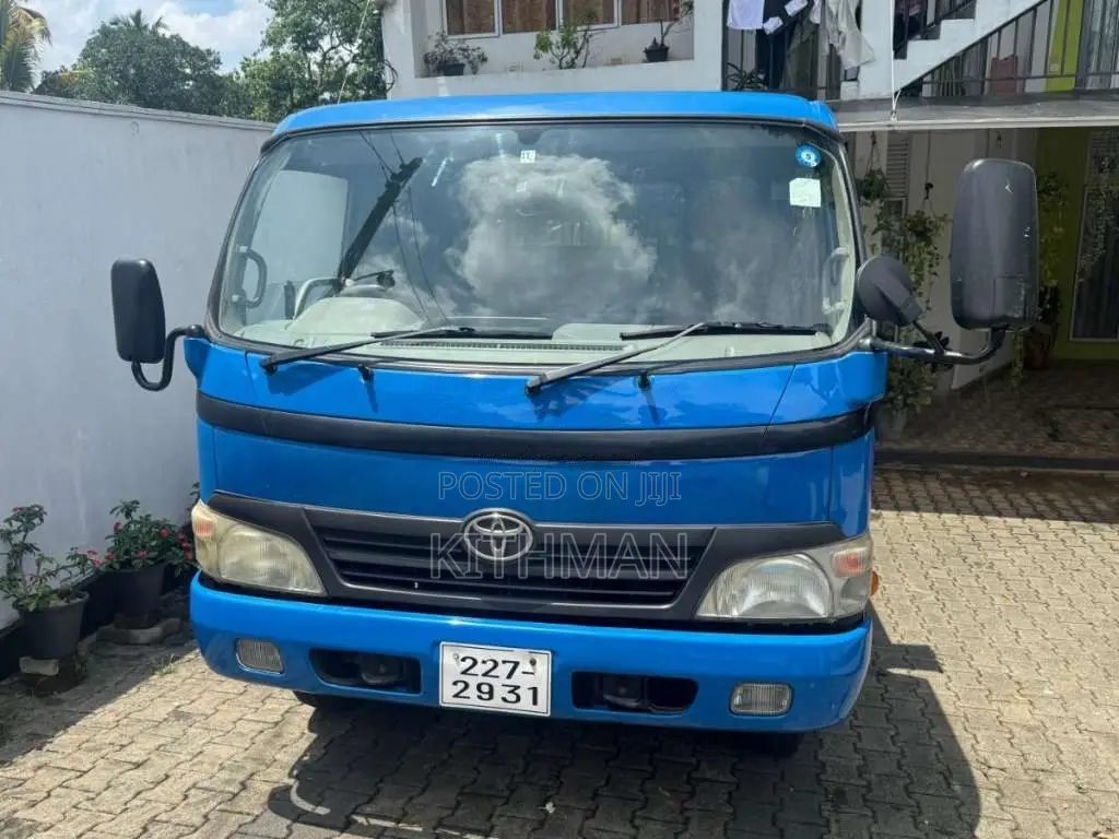 Toyota Dyna 1992 Lorry (Used)