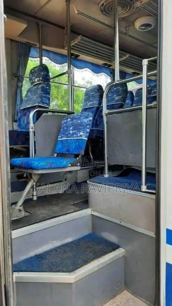 Mitsubishi Fuso 1994 Bus (Used)