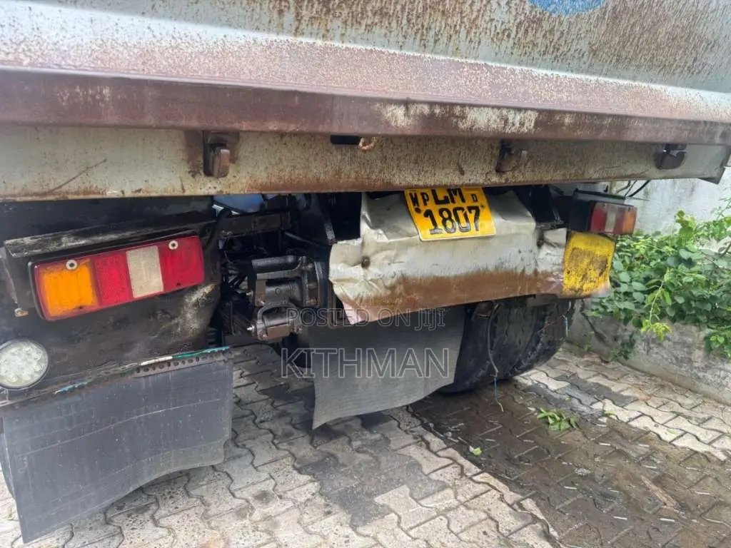 Ashok-Leyland Leyland 1616 2016 Lorry (Used)