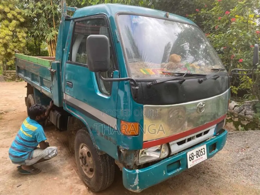 Toyota Dyna 1994 Lorry (Used)