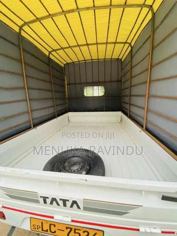 Tata Dimo Batta 2006 Lorry (Used)