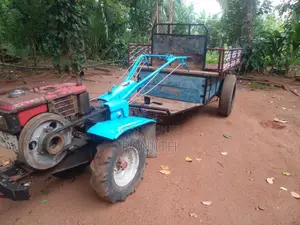 Kubota Kubota 2005 Tractor (Used)