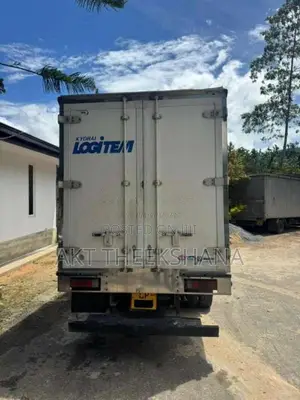 Mitsubishi Canter 2016 Lorry (Used)