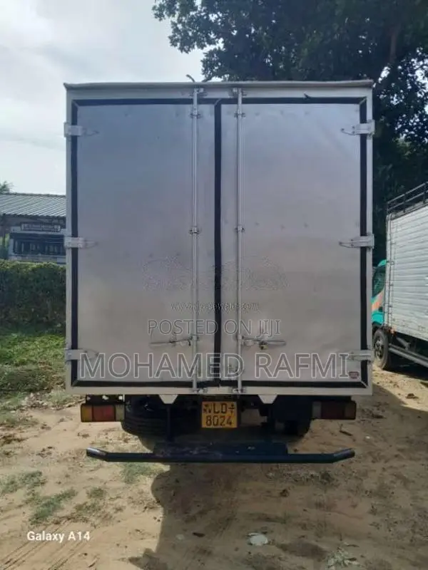 Toyota Dyna 2007 Lorry (Used)