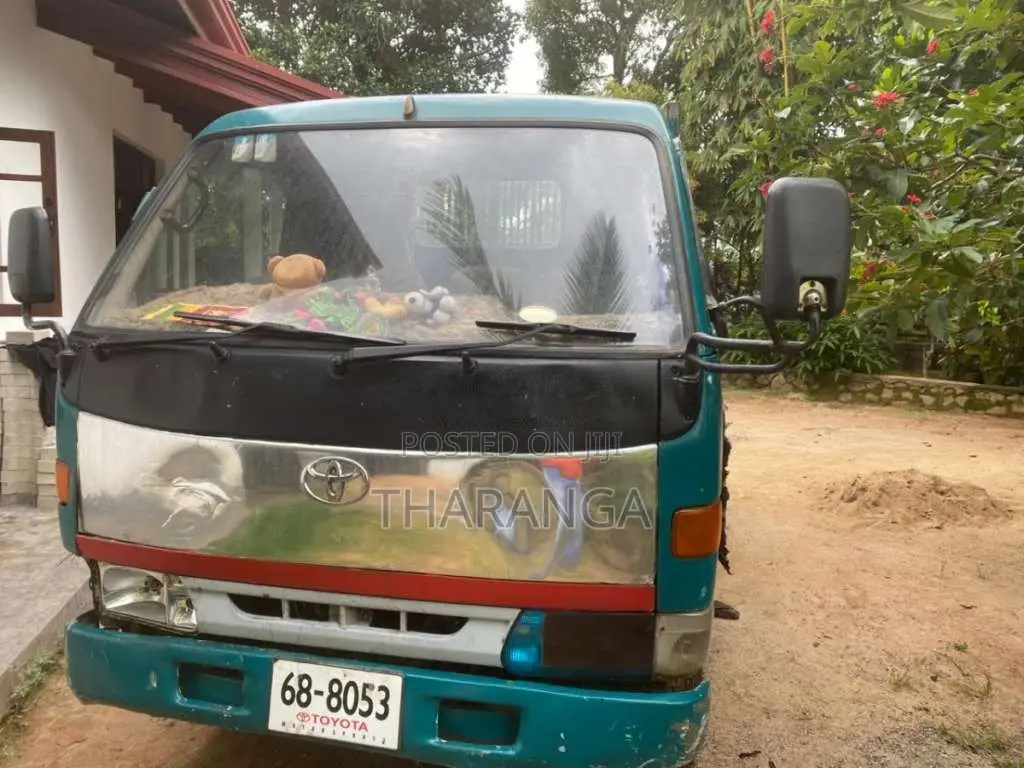 Toyota Dyna 1994 Lorry (Used)