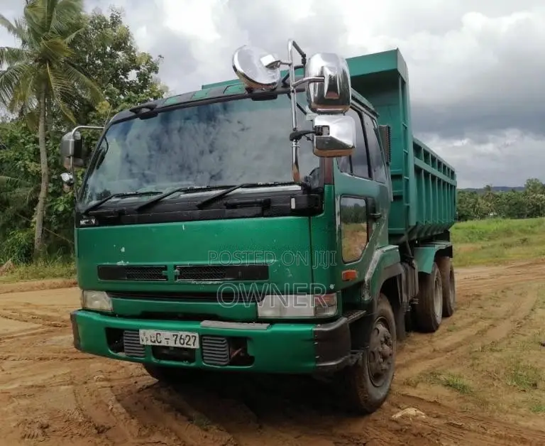Nissan Nissan 2006 Lorry (Used)