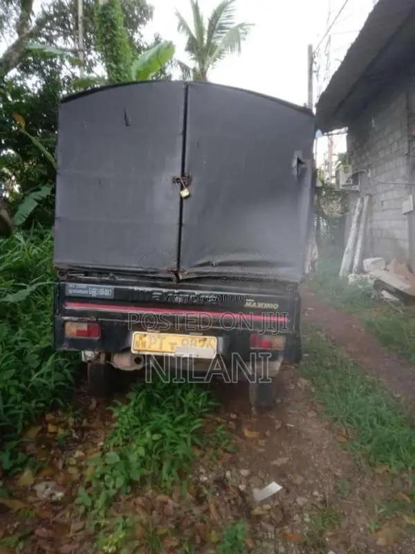 Mahindra Maxximo 2012 Lorry (Used)